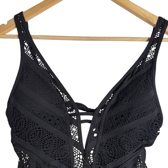 Becca Color Play Plunge Black Lace Open Back One Piece Swimsuit Size Medium - Picture 6 of 12